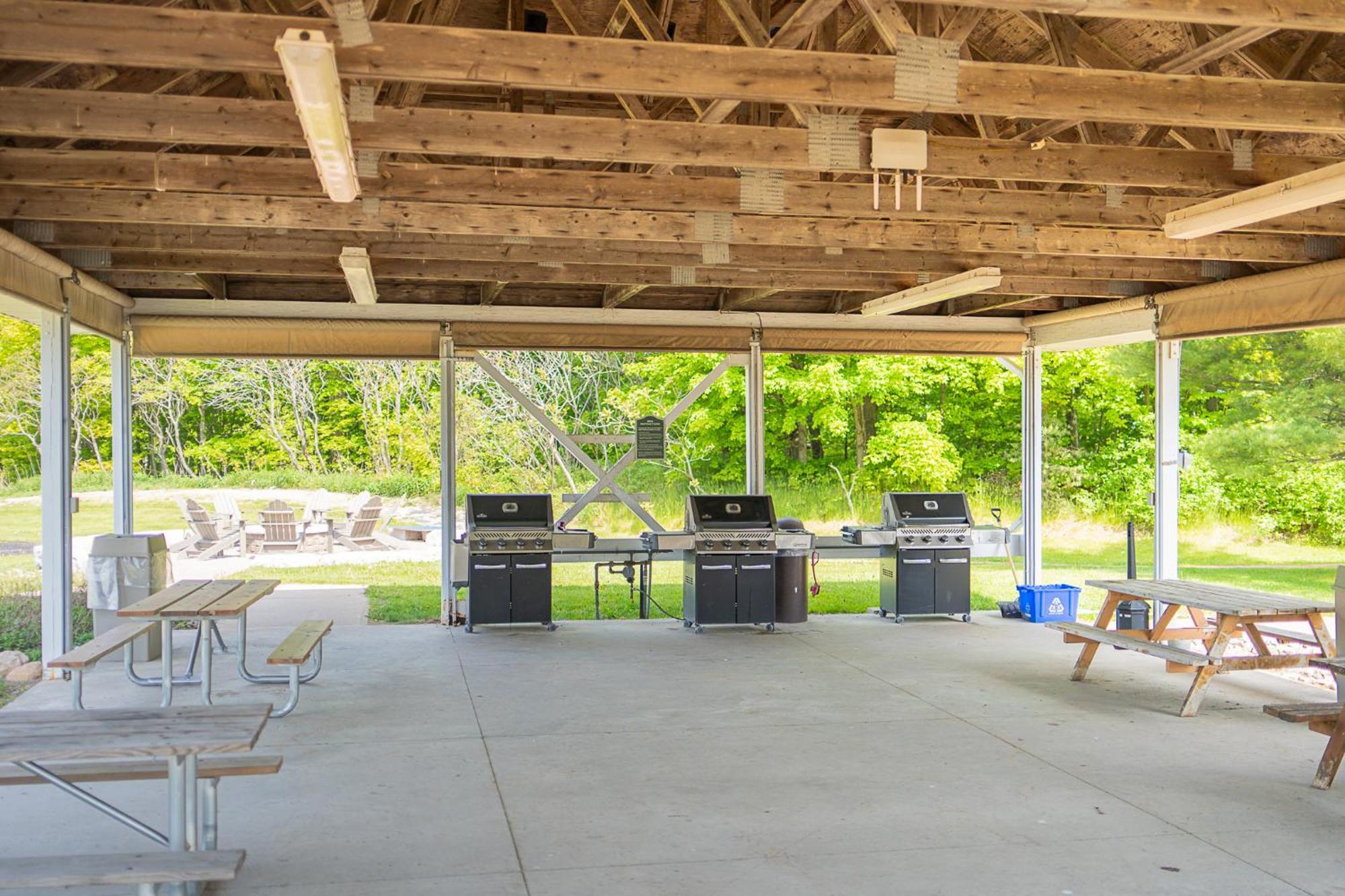 Horseshoe Valley Suites - The Aurora Shanty Bay エクステリア 写真
